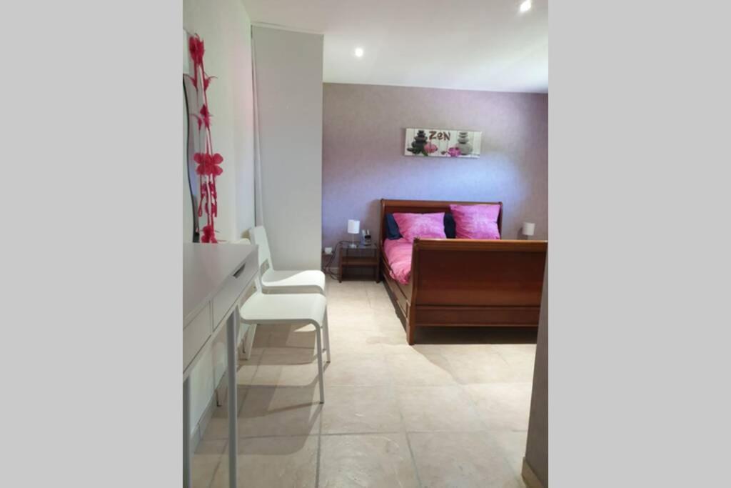 Appartamento Agréable logement pour 4 pers à deux pas de Verdun Haudainville Esterno foto