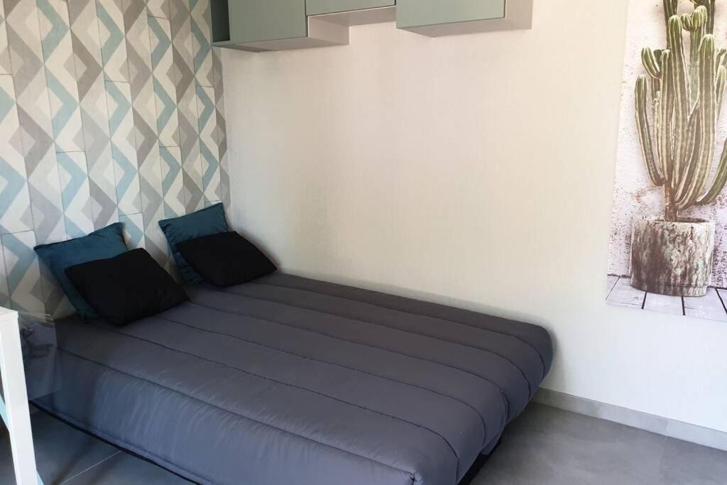 Appartamento Agréable logement pour 4 pers à deux pas de Verdun Haudainville Esterno foto
